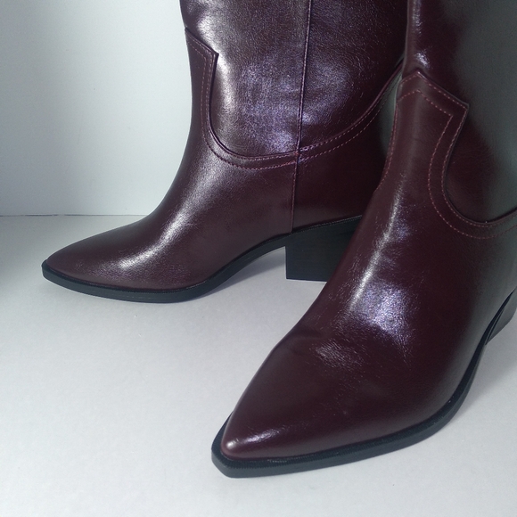 Women's Faux Leather Dark Burgundy CowGirl Heeled Boots NWOT- Size 9 - Picture 3 of 8
